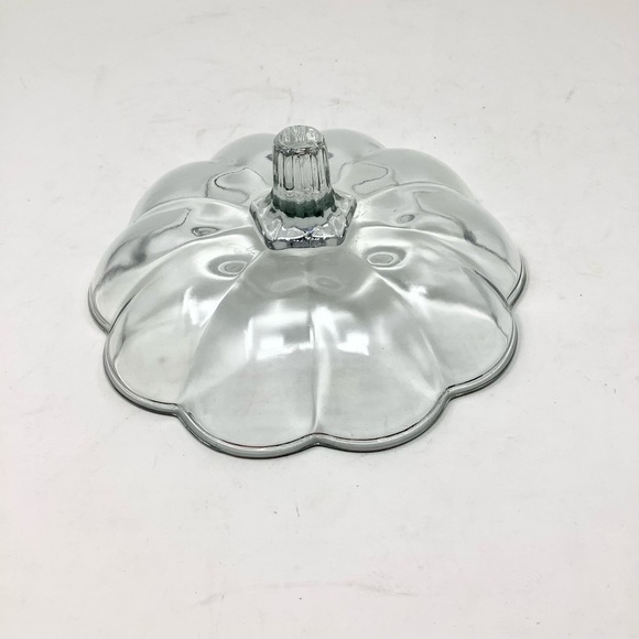 Vintage glass pumpkin lid only